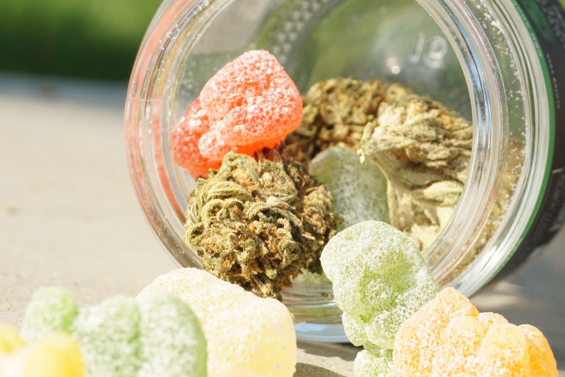 The Benefits of Microdosing with THC Gummies